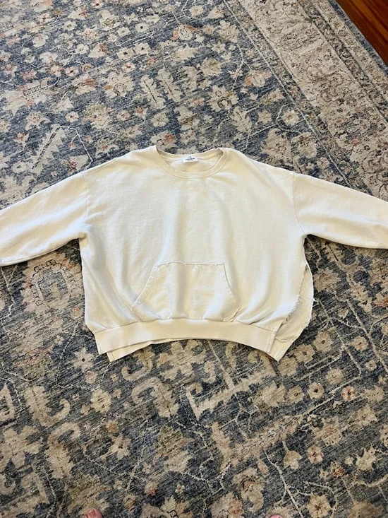 Pull&Bear Cream Raw-Edge Pocket Sweatshirt - Picture 6 of 10